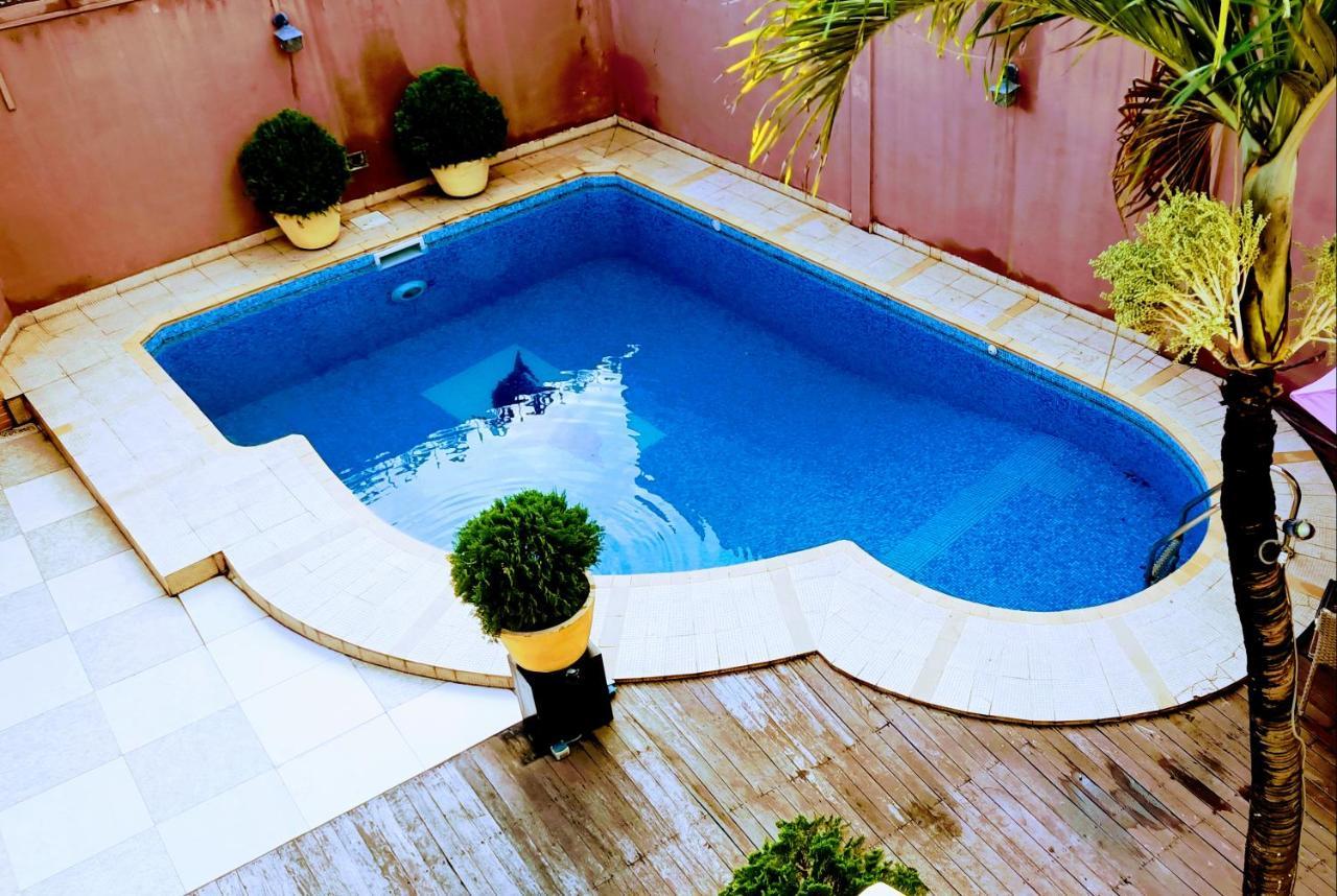 L'Address Hotel Котону Екстериор снимка