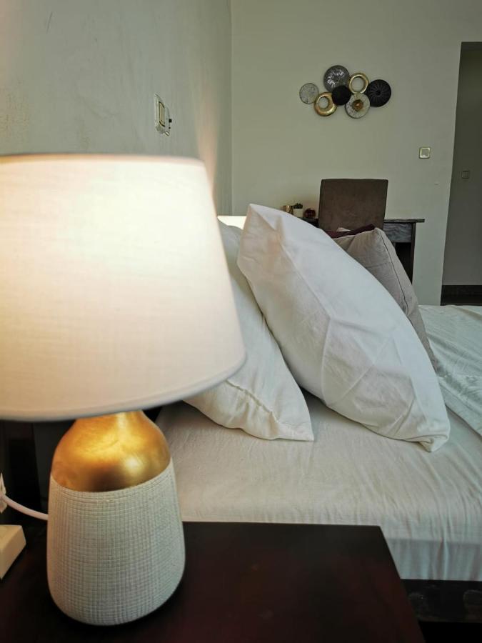 L'Address Hotel Котону Екстериор снимка