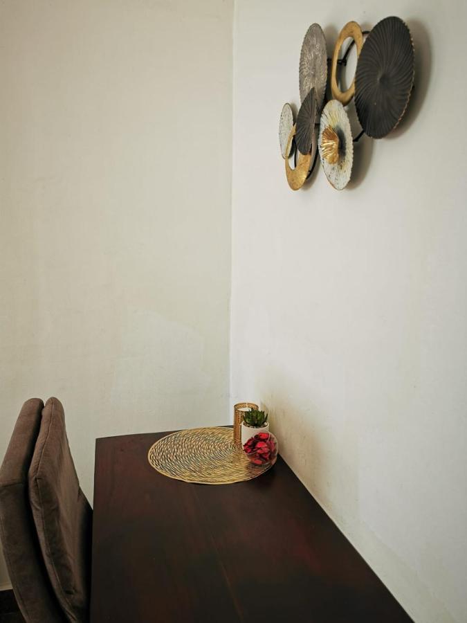 L'Address Hotel Котону Екстериор снимка