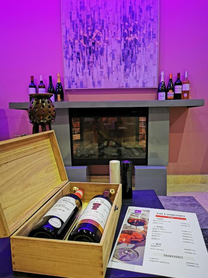 L'Address Hotel Котону Екстериор снимка