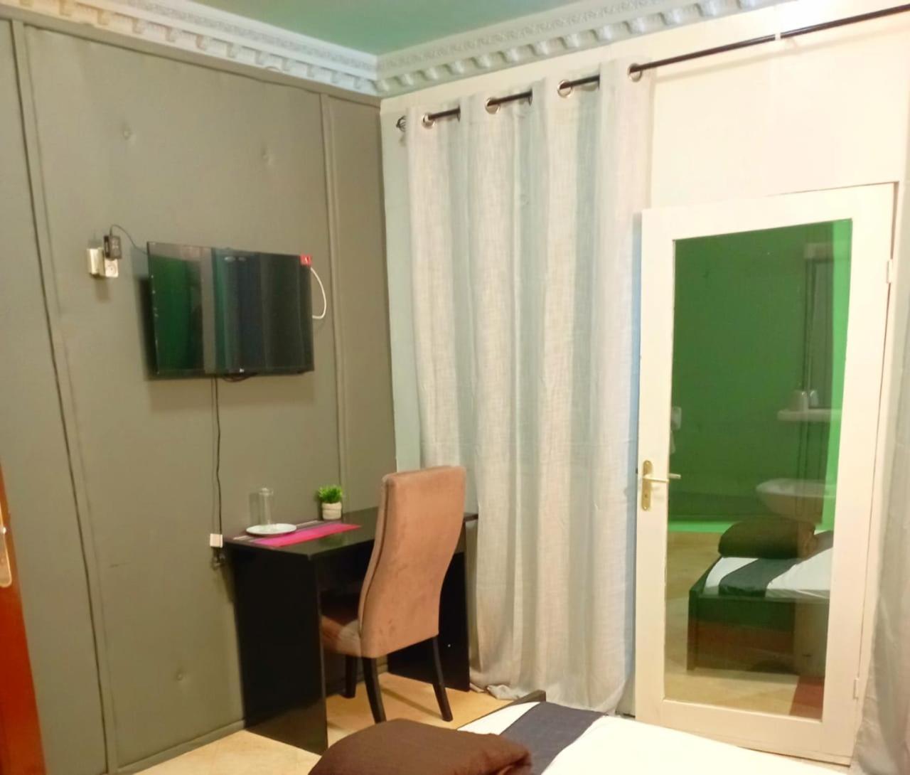 L'Address Hotel Котону Екстериор снимка
